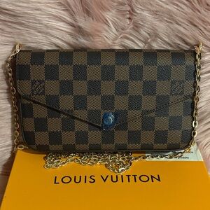 💎Louis Vuitton Damier Ebene Felicie Pochette💎